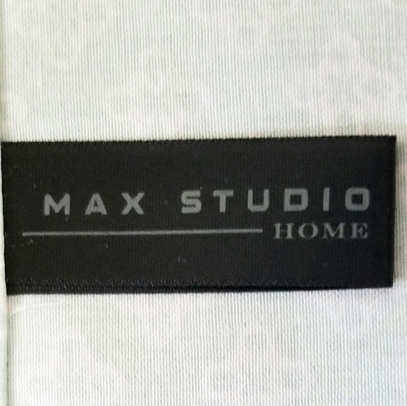 Max Studio Light Green 100% Cotton Table Napkins made in Pakistan, set of 4 - Picture 5 of 5